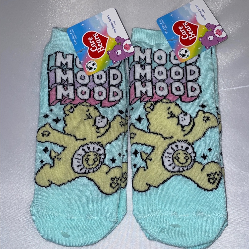 Care Bears Women’s No Show Socks Size 4 - 10 NWT mood Funshine Bear
